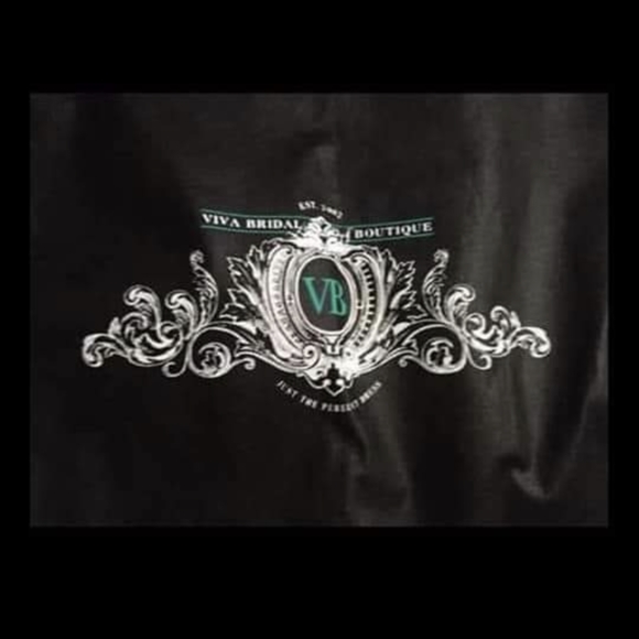 Formal dress - Picture 8 of 10